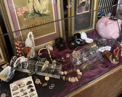 CUSTOM JEWELRY